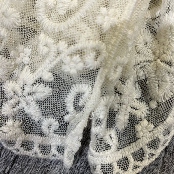 LOVE TREE HAPPENS IVORY CREAM LACE SHEER FLORAL SCOOP NECK TANK BLOUSE - Picture 13 of 13